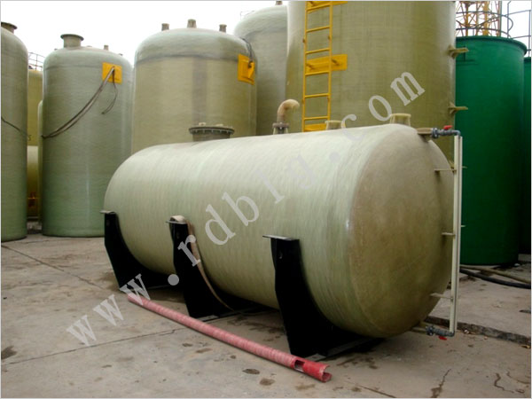 臥式玻璃鋼儲(chǔ)罐